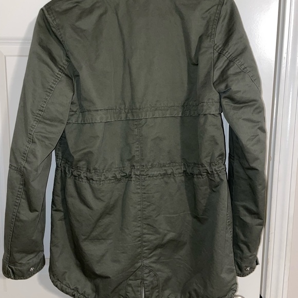 Winter coat - Picture 3 of 8